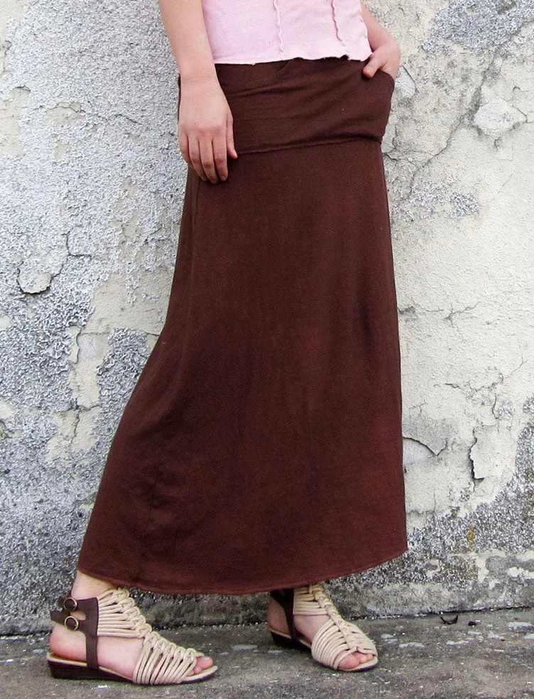 Kangaroo Pocket Simplicity Long Skirt